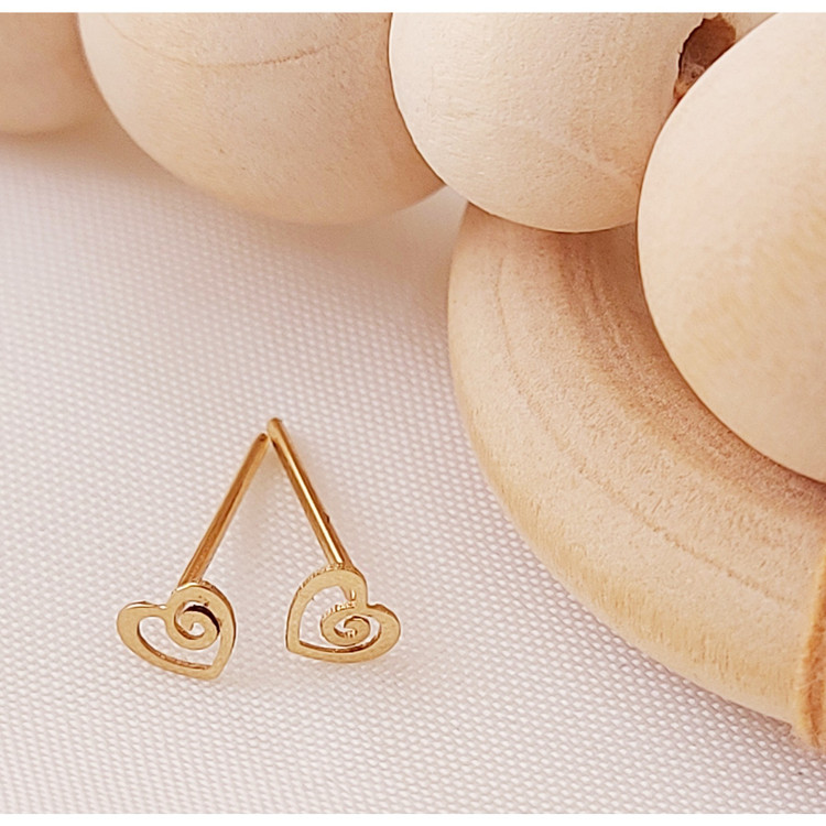 گوشواره طلا 18 عیار میخی قلب کوچک اقساط